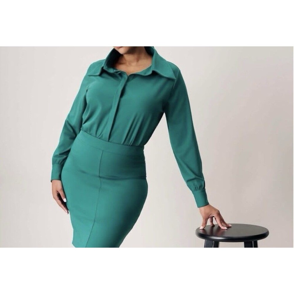 Mrs Momma Bear Green Button Front Bodysuit Women’s XL NWT